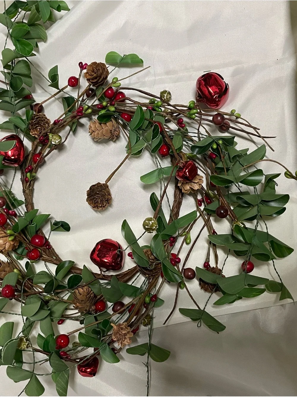 Holiday Green and Red Decorative Wreath Set - Home Holiday
